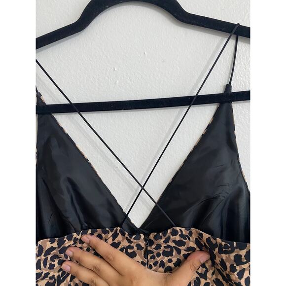 NWT Topshop Leopard Print Criss Cross Dress US 2 - Picture 3 of 6